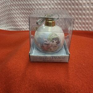 Vintage 1999 Precious Moments Holiday Ornament with Gold and White Accents NIB